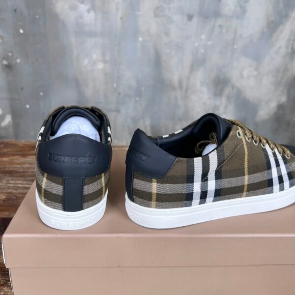 BRBRY Shoes CAT - immagine 4