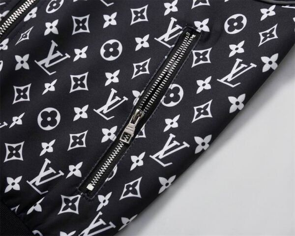 LV TrackSuit AAM - immagine 6